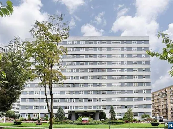 280 Prospect Ave APT 5D, Hackensack, NJ 07601