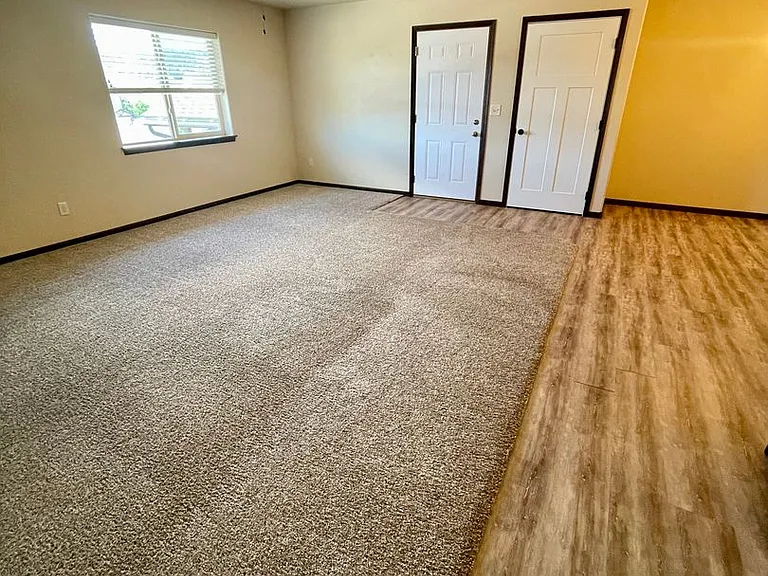 7050 Freedom Ln — Photo 17