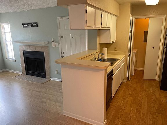 5th image of 4350 Perkinshire Ln APT Q207