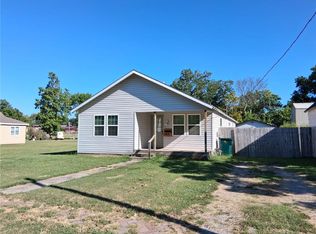 404 & 406 W Buffalo St, Girard, KS 66743