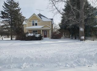 228 7th St N, Breckenridge, MN 56520