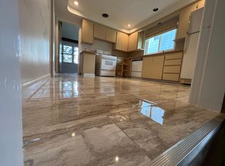 2112 Campus Rd, South Euclid, OH 44121