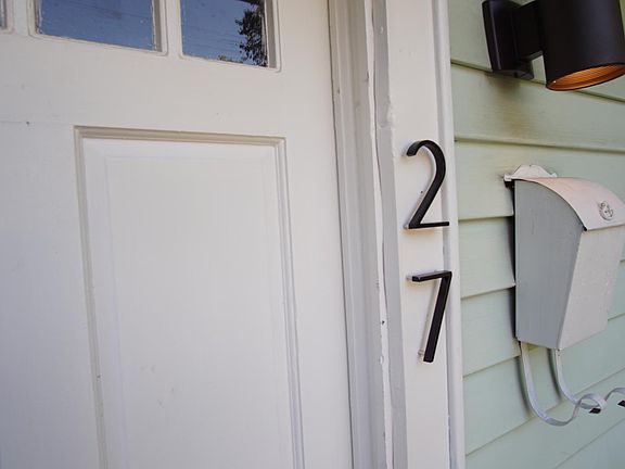 2nd image of 27 Wilshire Dr