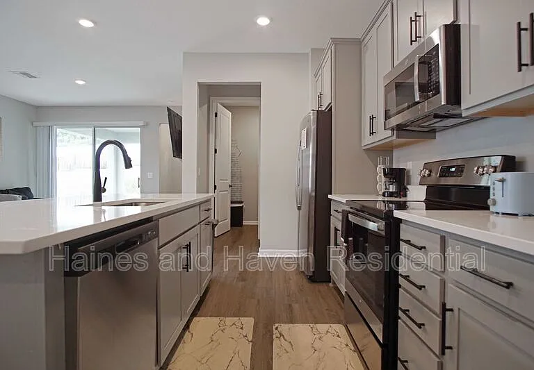 832 Blue Creek Dr — Photo 6
