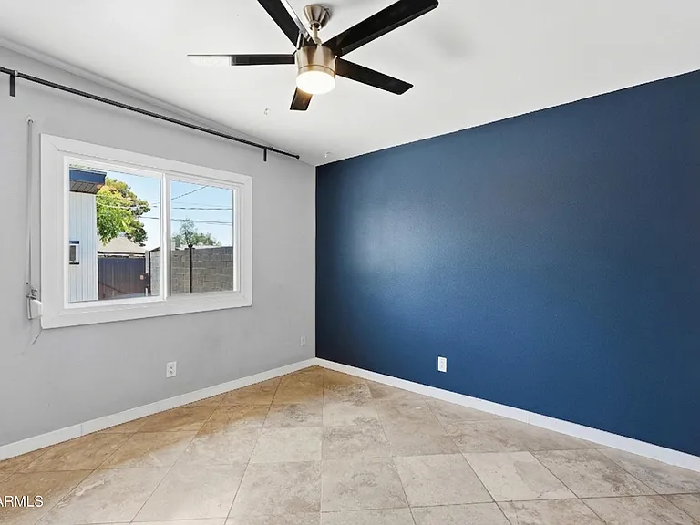 1609 E Gaylon Dr — Photo 17