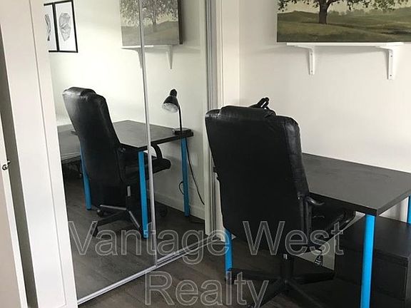 5th image of 883 Academy Way #310