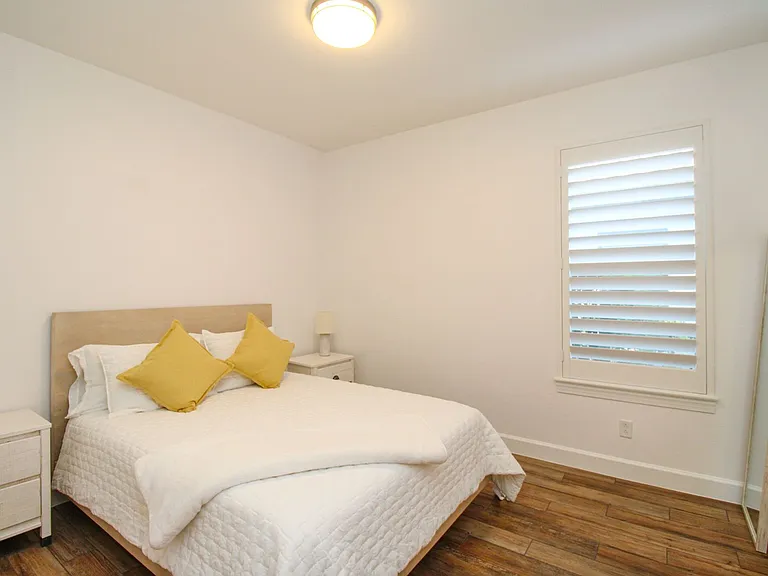9423 Terresina Dr — Photo 20