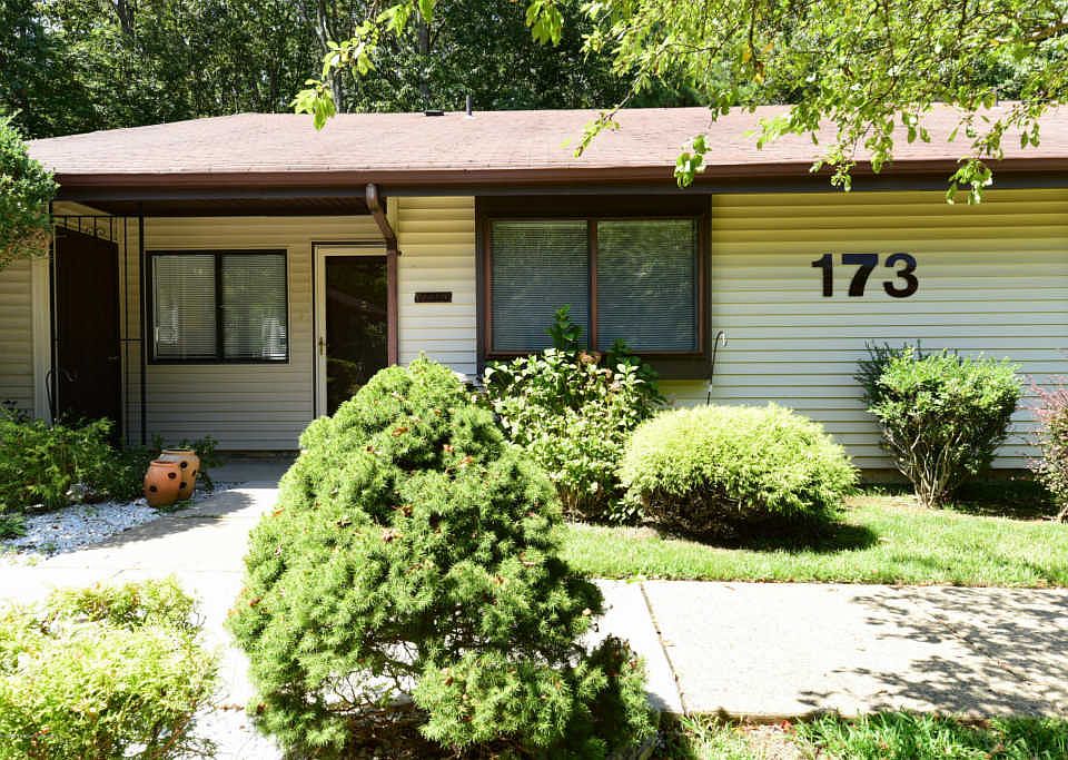 2nd image of 173 Amberly Dr Unit C