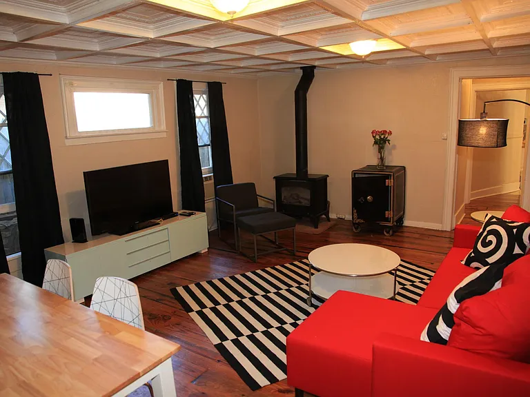 935 Spruce St #1 — Photo 8