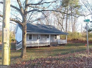 142 Hampton St, Lula, GA 30554