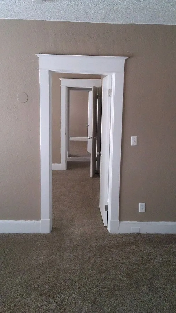 2404 East 29th St. — Photo 3