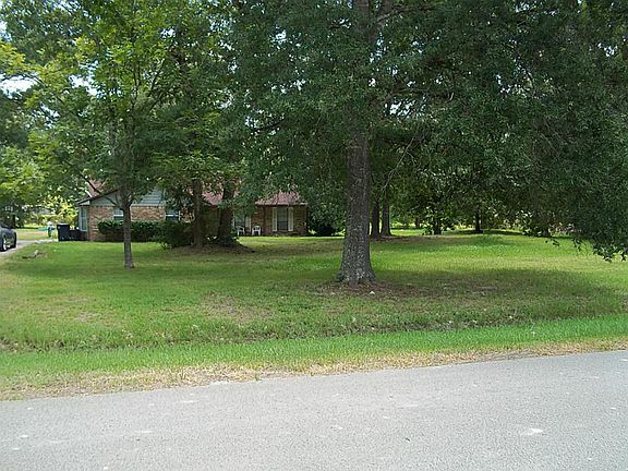 2nd image of 20285 Lakeside Dr