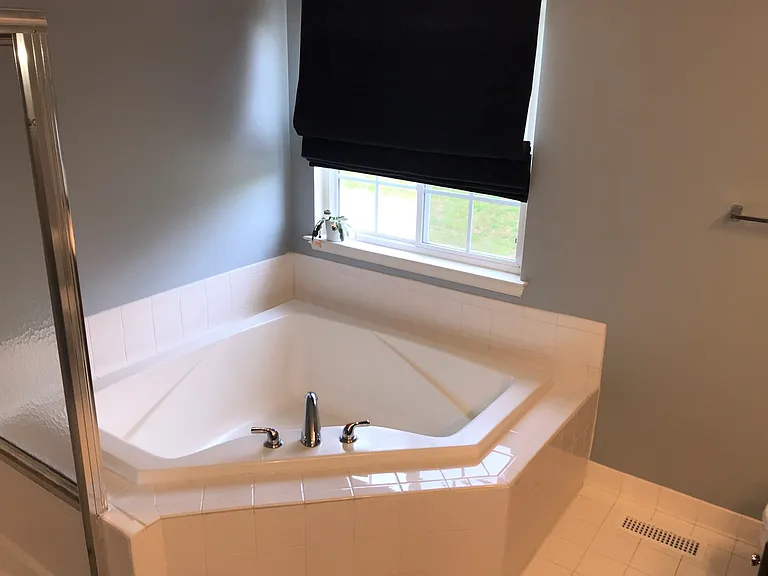 En Suite Bathroom