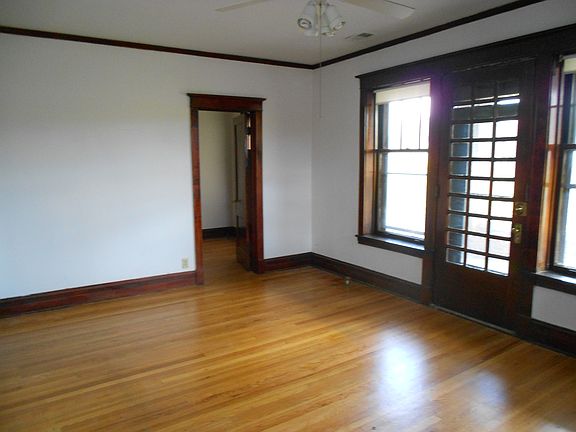 4th image of 1431 W Olive Ave APT 3