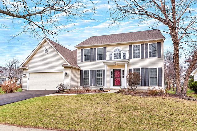 1st image of 645 Waterbury Dr