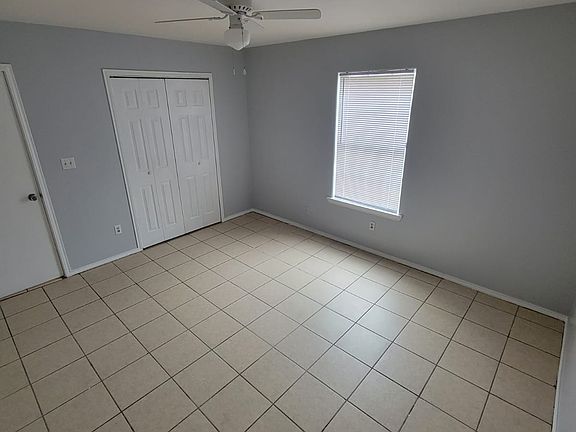 4th image of 2206 Kimberly Ln #4