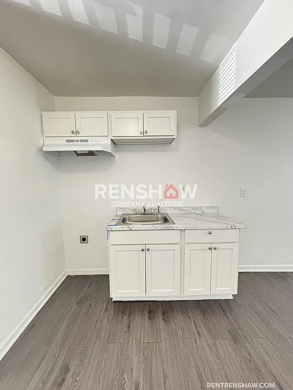 1 bed, 1.0 bath, 390 sqft, $598 — Photo 4