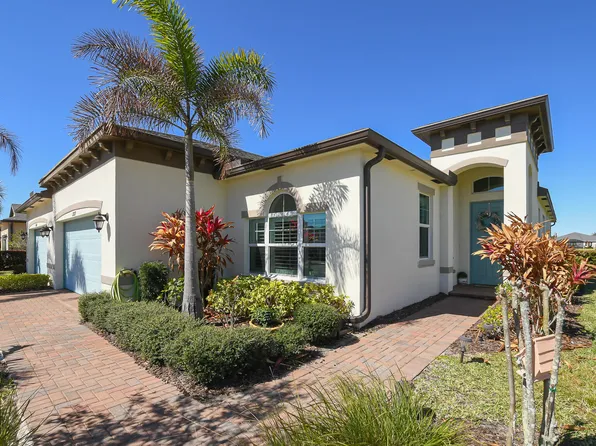 12819 SW Lake Fern Circle, Port St Lucie, FL 34987