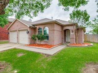 107 Bowie St, Forney, TX 75126
