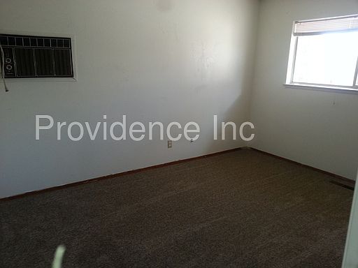 2nd image of 1504 N Edmonds Dr