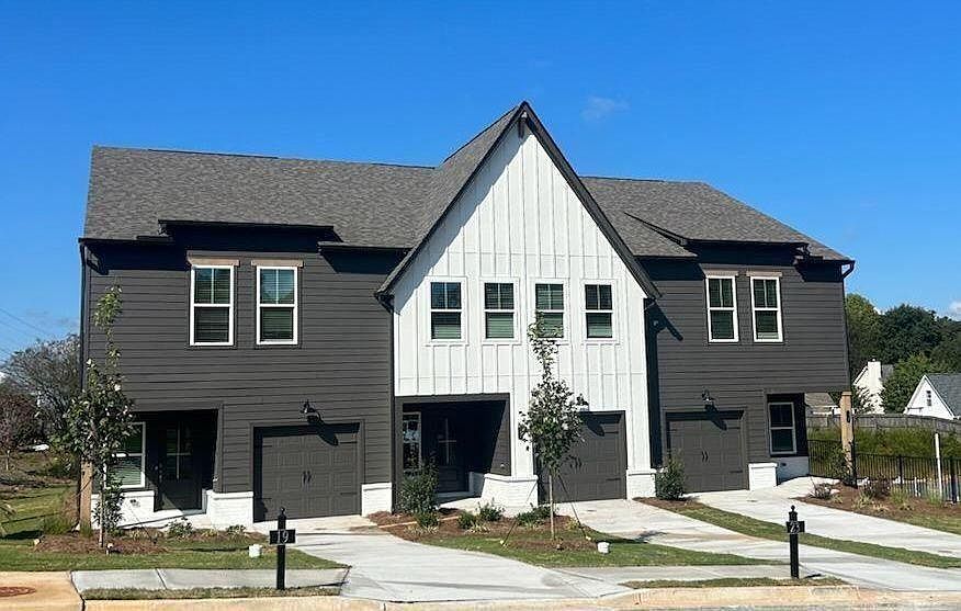1st image of 19 Fausett Ln