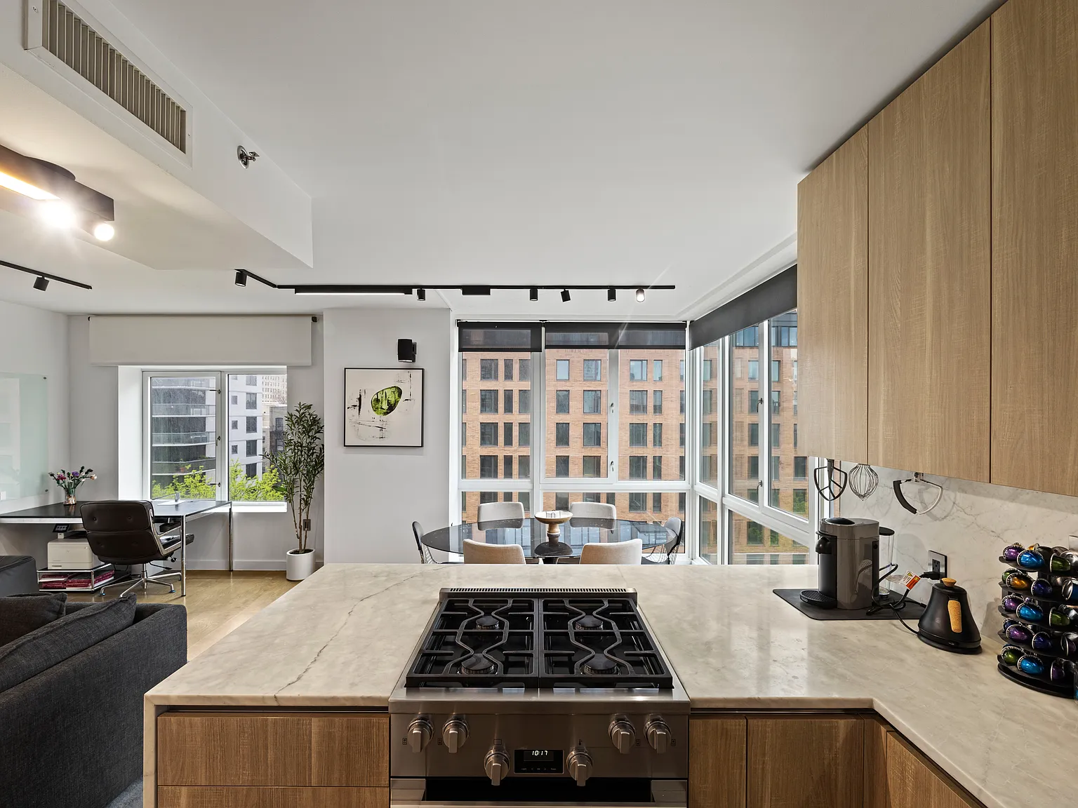 265 East Houston Street — Photo 4