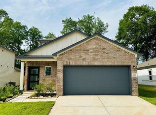 2109 Caney Creek Ln, Conroe, TX 77301