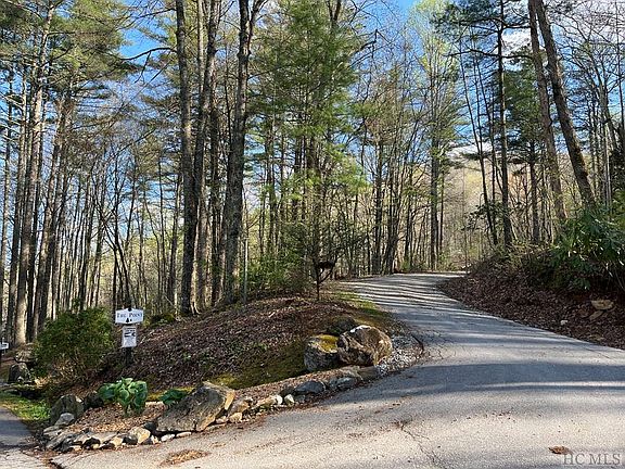 2nd image of Lot 13 S Woods Mountain Trail