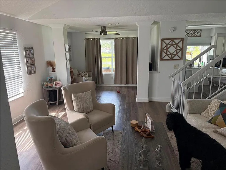 9924 Surrey Ridge Rd — Photo 20