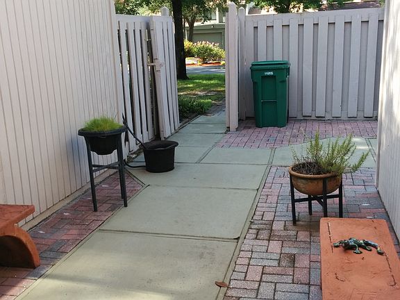 2nd image of 800 Bay Dr APT 14