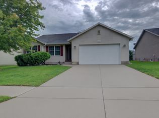 2215 W 59th St, Davenport, IA 52806