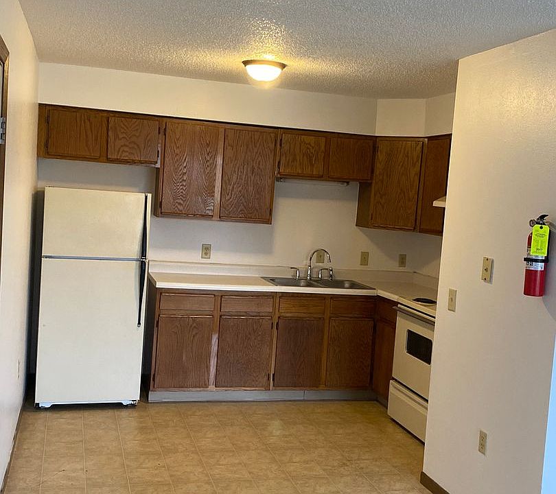 2nd image of 208 Glenda Dr #216-1