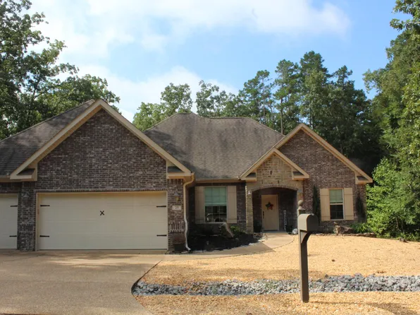 25 Campana Ln, Hot Springs Village, AR 71909
