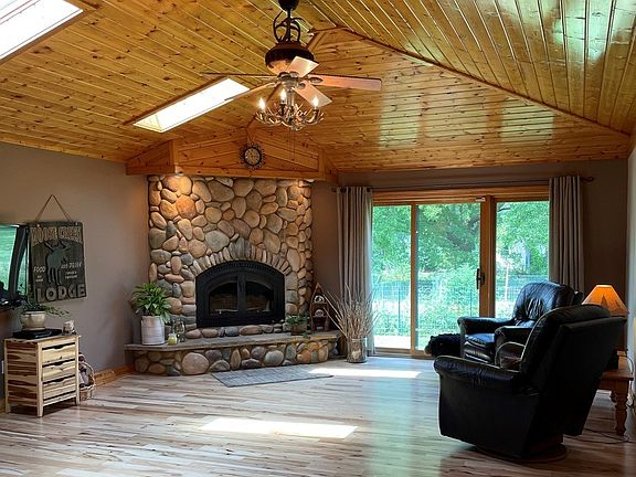 5th image of 2106 Morcambe Bay Dr