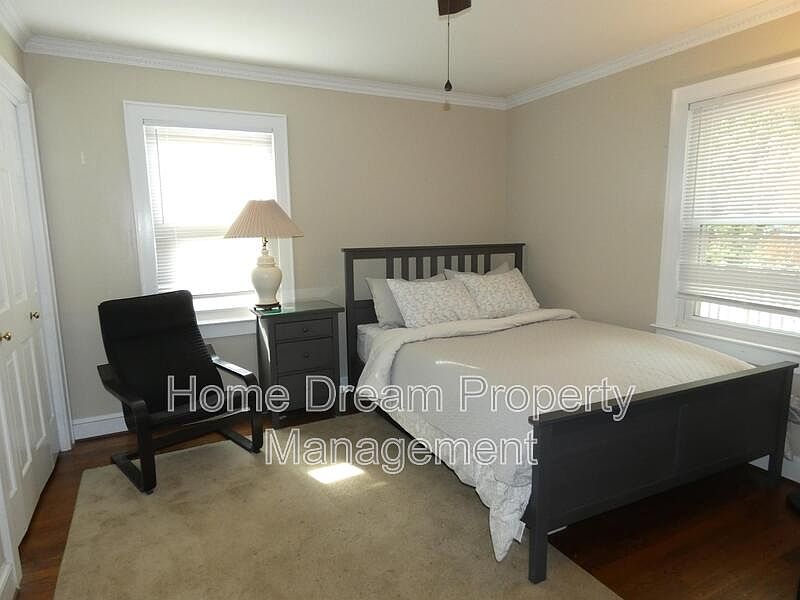 1st image of 842 Spring Valley Dr #A2