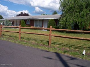 112 Charles St, Hanover Township, PA 18706