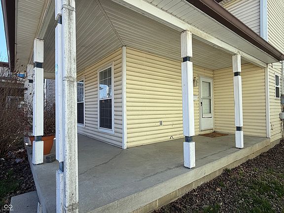 3rd image of 2314 N Capitol Ave