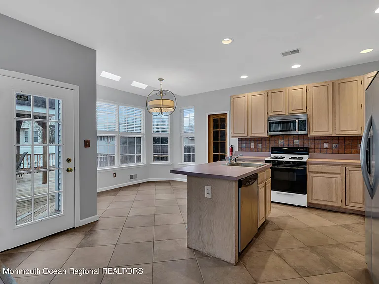 505 Buhler Ave — Photo 27