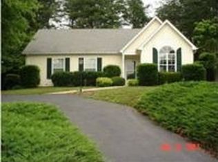 3133 Ridgefield Rd, Charlottesville, VA 22911