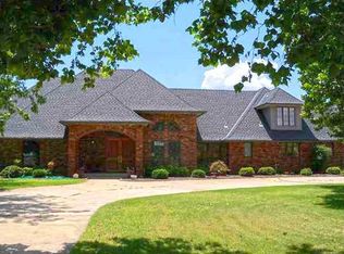 10600 Hames Blvd, Mustang, OK 73064