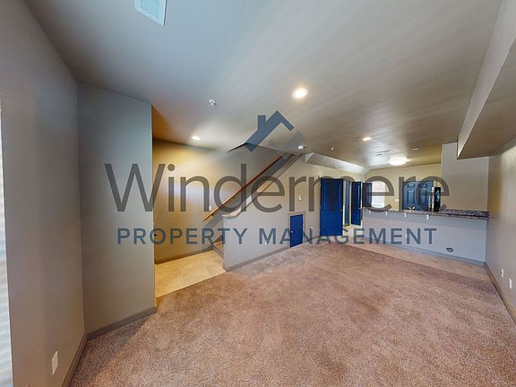 4th image of 75 SW Silverstar Ln #7
