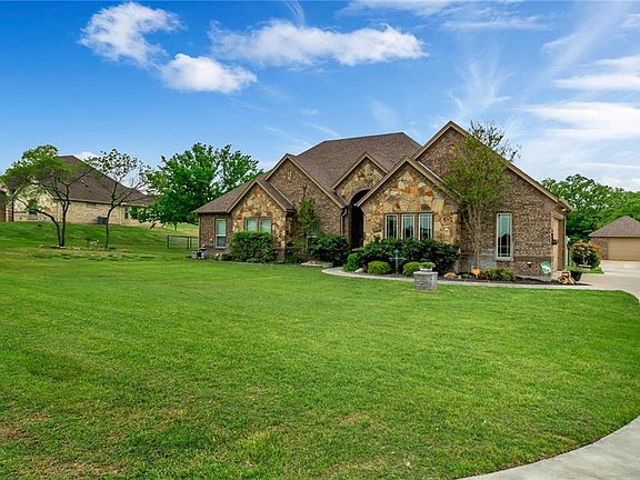 2nd image of 118 Meadow Arbor Dr