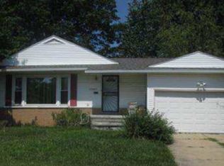 23557 Hillcroft Dr, Warrensville Heights, OH