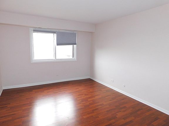 5th image of 1150 E Randville Dr Unit 3J