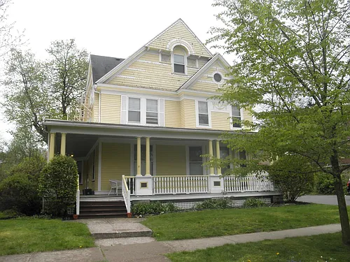 27 Reservoir Ave Photo 1