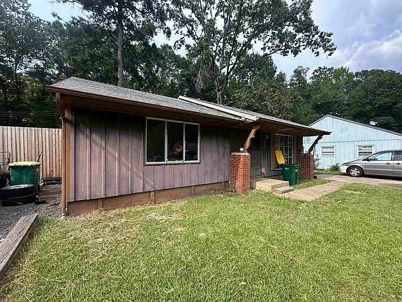 3rd image of 7808 Moore Dr