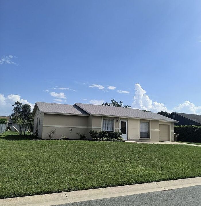 1st image of 802 Fruitwood Dr