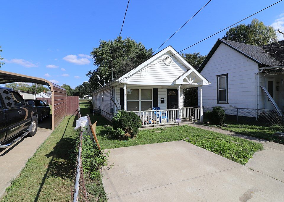 2nd image of 623 Poplar St
