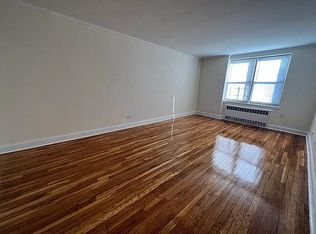 87-02 Midland Pkwy #6T, Jamaica, NY 11432
