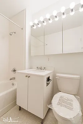 Rented by Platinum Properties | media 11